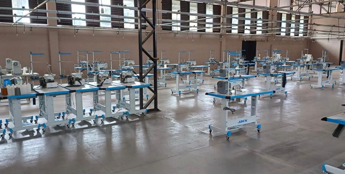 Instalação de indústria gera emprego em Acarape, no interior do Ceará.