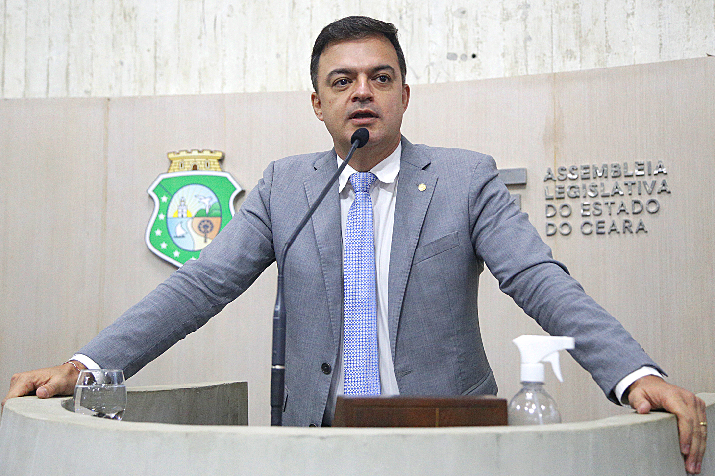Fernando Santana poderá ser o novo Presidente da Assembleia legislativa do Ceará