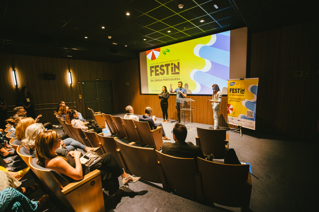 Fortaleza, Quixadá e Redenção receberão o festival de cinema itinerante da Lingua portuguesa