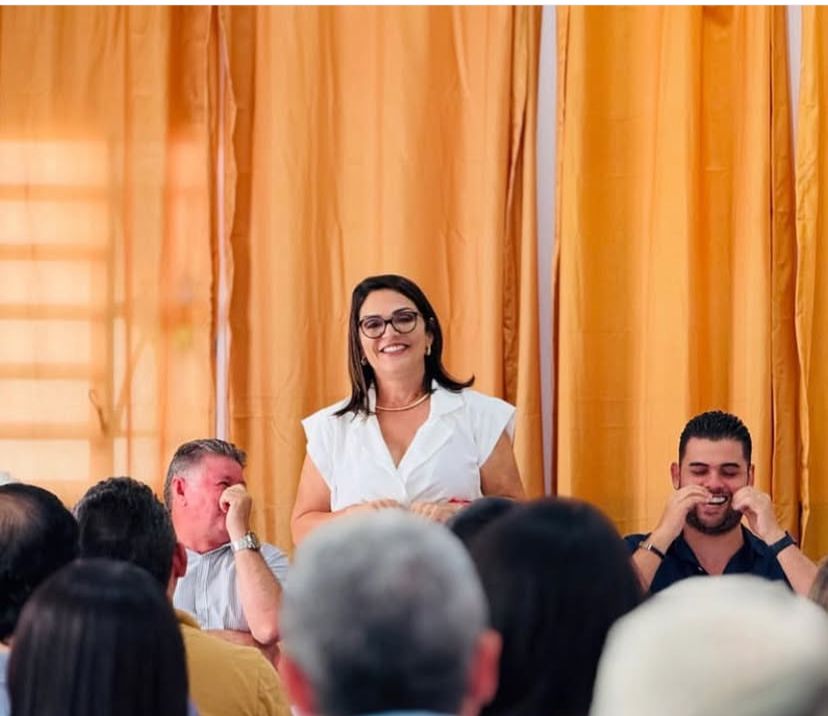 Prefeita Selma Benevides anunciou o nome dos Secretarios de sua gestão ao lado de Davi Benevides