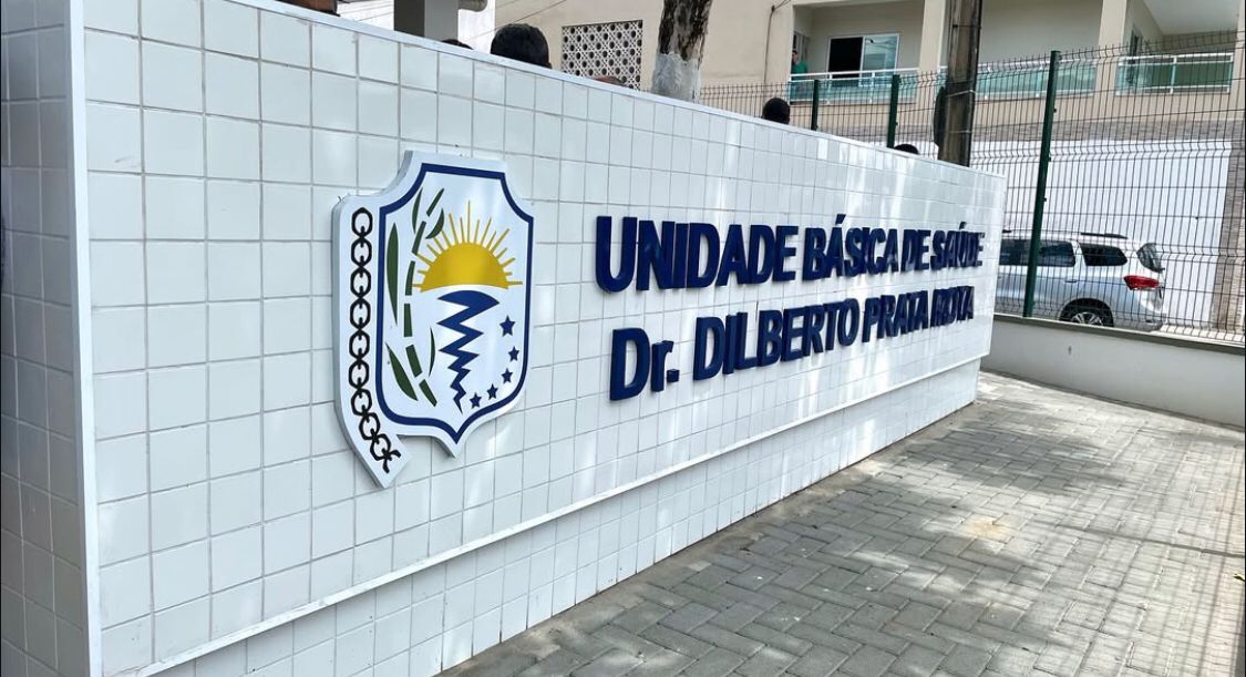 Prefeito Davi Benevides Reinaugura unidade Básica de Saúde no centro de Redenção