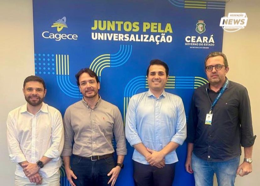 Deputado Júlio Cesar acompanha vereador de Redenção a visita na sede da CAGECE