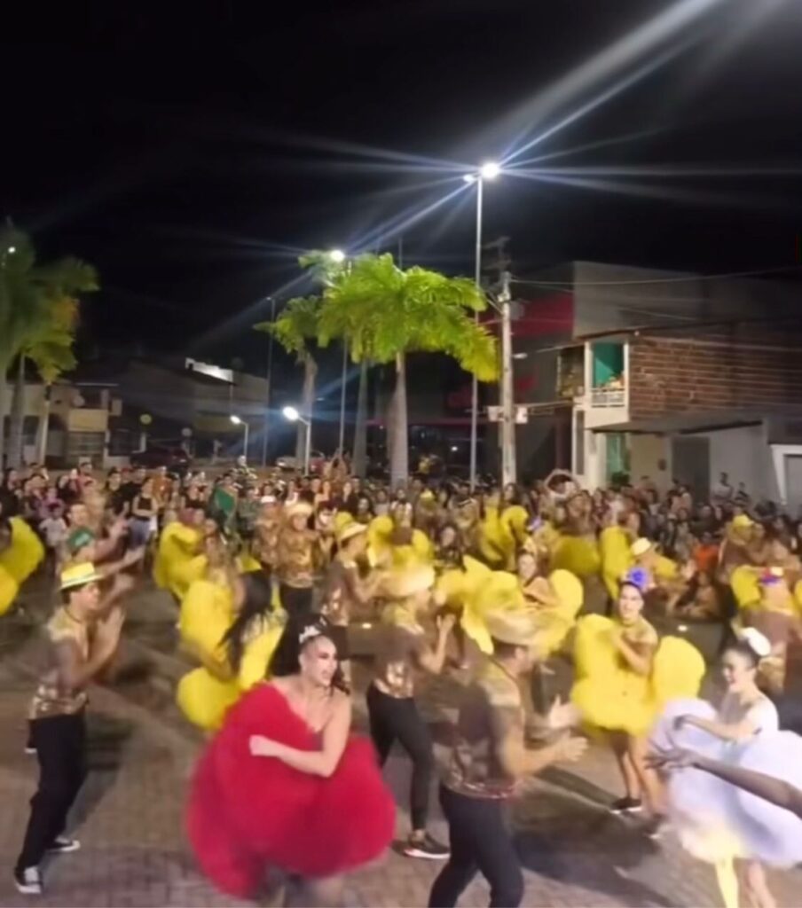 Baturité abre festejos juninos com quadrilhas e shows de artistas regionais na praça cultural