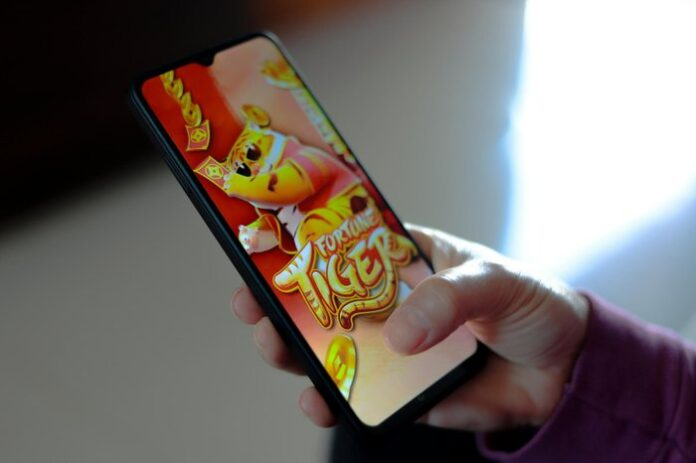 Jogo do tigrinho: Influenciadores movimentaram mais de R$ 14 milhões no Ceará, diz MP