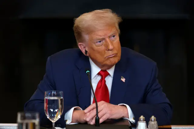 Trump anuncia taxas de 50% as exportações do Brasil