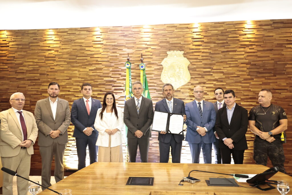 Governador Elmano de Freitas anuncia construção de quatro unidades prisionais, totalizando 5 mil vagas