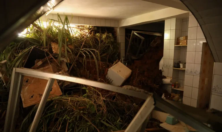 Chuvas fortes deixam 64 mortos em Juiz de Fora e Ubá